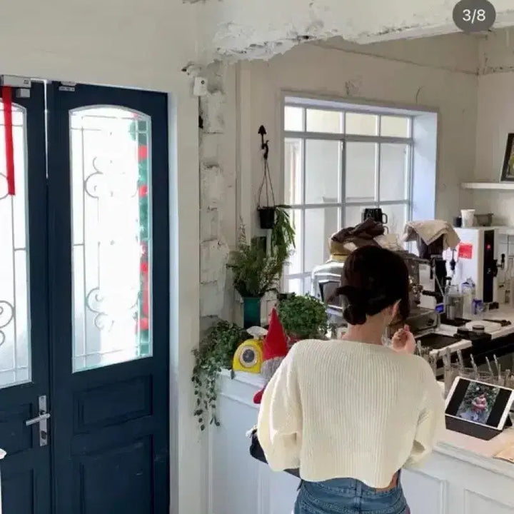 [BUNJANG] Dehau Crop V-Neck Knit Sweater / [드하우] 콩브이니트 크롭브이넥니트