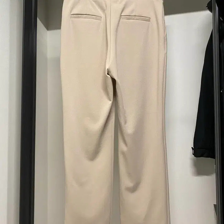 [BUNJANG] Beige Elastic Waist Pants / 베이지 뒷밴딩 바지