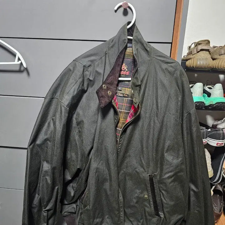 [BUNJANG] Barbour x Baracuta Wax Jacket (Olive) - Men's L / 바버 바라쿠타 왁스자켓 l사이즈 미착용 새제품