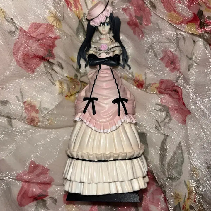 [BUNJANG] Black Butler Ciel Phantomhive Cross-dressing Mini Figure / 흑집사 울새 시엘 여장 미니 피규어 고전 희귀 미소녀 피규어