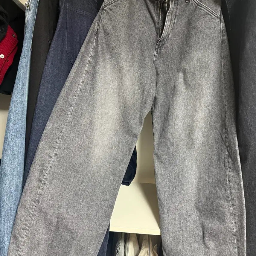 [BUNJANG] Hatching Room Wide Curve Jeans Size 2 / 해칭룸 와이드 커브진 2