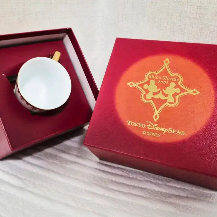 [BUNJANG] Disney Buon Natale 2001 Vintage Coffee Cup / 도쿄 디즈니 Buon Natale 2001 빈티지 커피잔