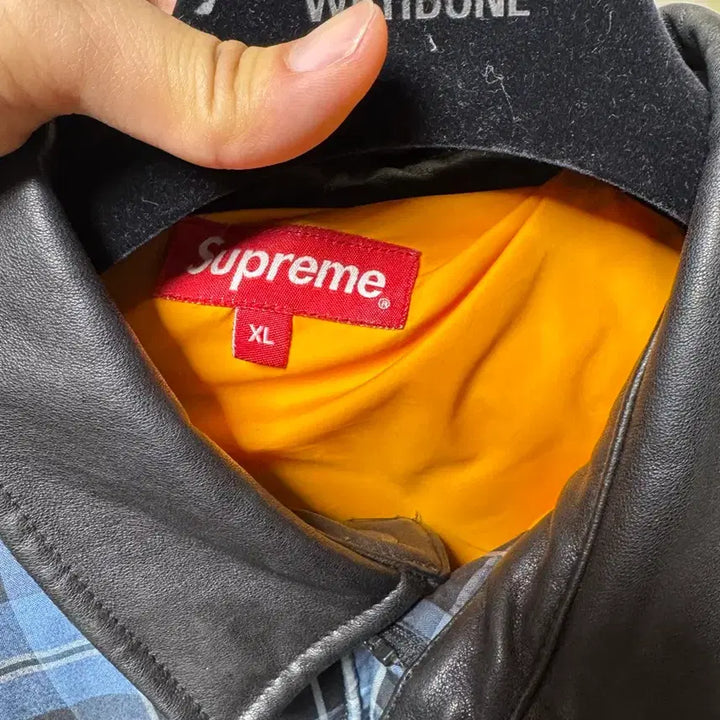 [BUNJANG] Supreme Leather Collar Padded Jacket XL / [XL] 슈프림 레더카라 패딩 체크