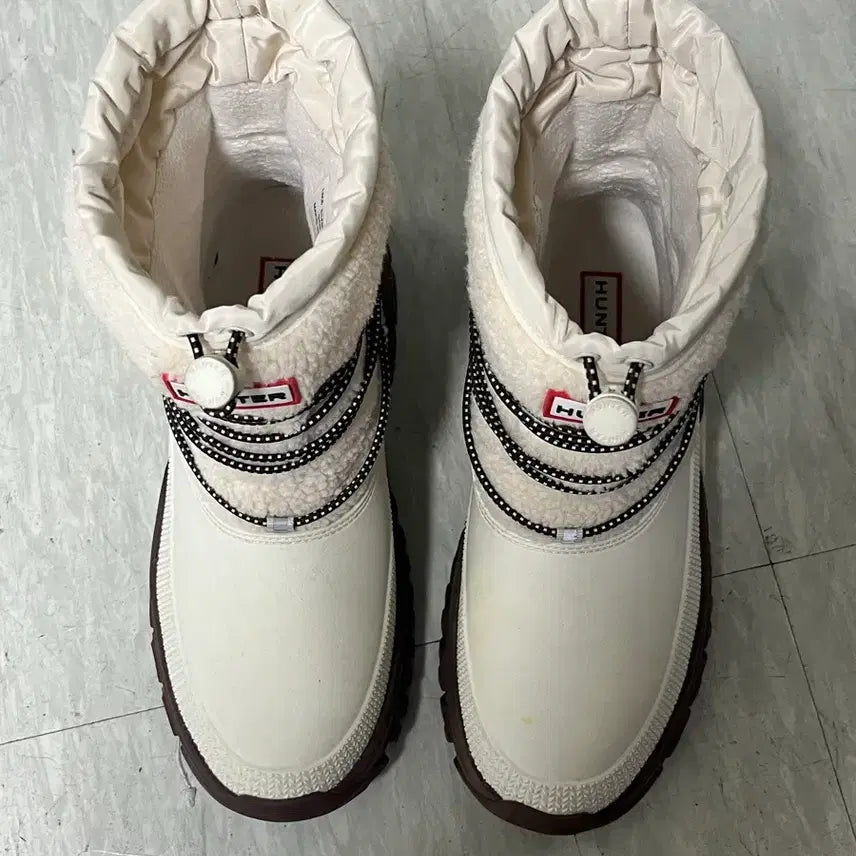 [BUNJANG] Hunter Insulated Short Snow Boots / 헌터 스노우부츠 (시어링 인슐레이티드 숏 스노우부츠)