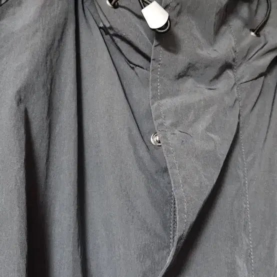 [BUNJANG] Theilma Long Hooded Windbreaker Jumper Coat / 더일마 롱바람막이 후드점퍼코트