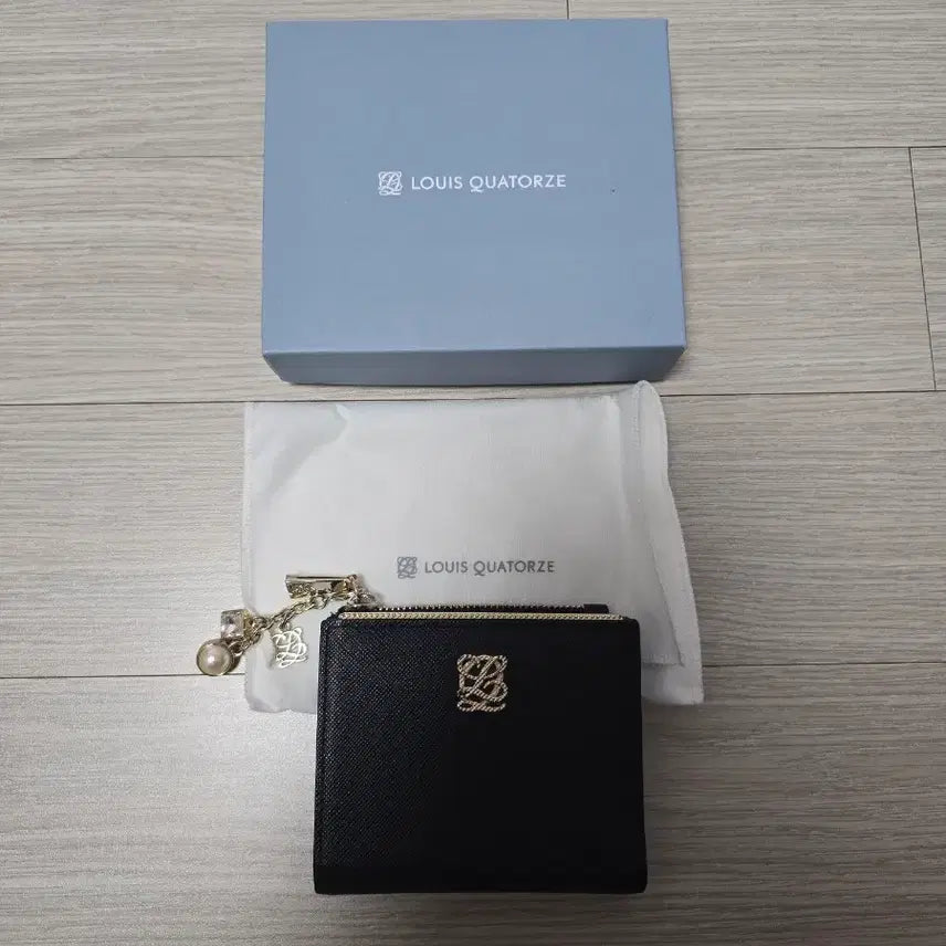 [BUNJANG] Louis Quatorze Black Wallet + Case / 급처)루이까또즈 블랙 반지갑 + 케이스