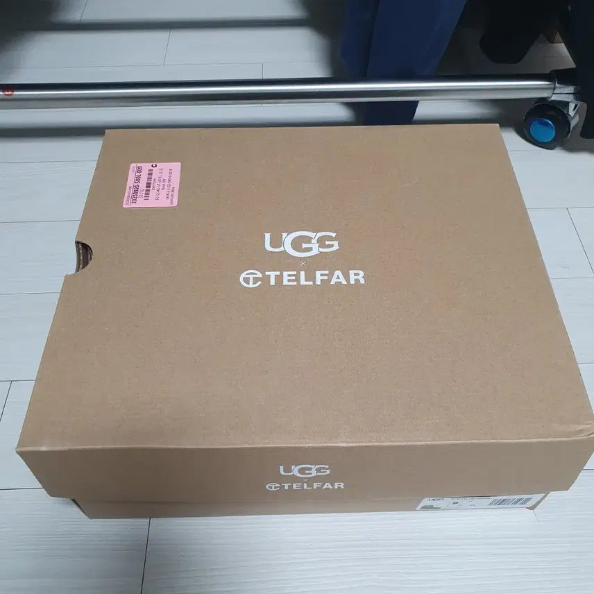 [BUNJANG] UGG Telfar Logo Mini Chestnut / 어그 x 텔파 로고 미니 체스트넛