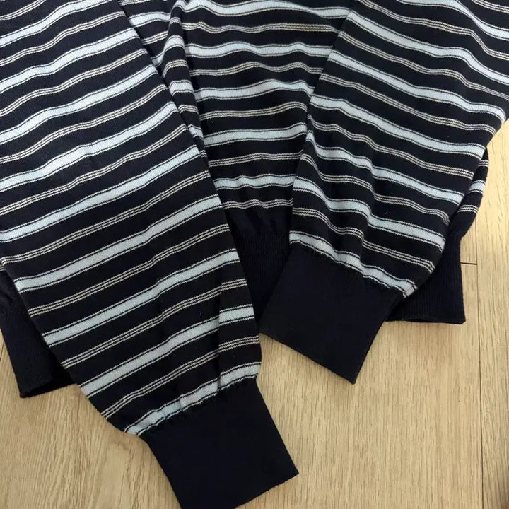 [BUNJANG] LOW CLASSIC Striped Knit Sweater Navy (Size M) / 로우클래식 스트라이프 니트 m