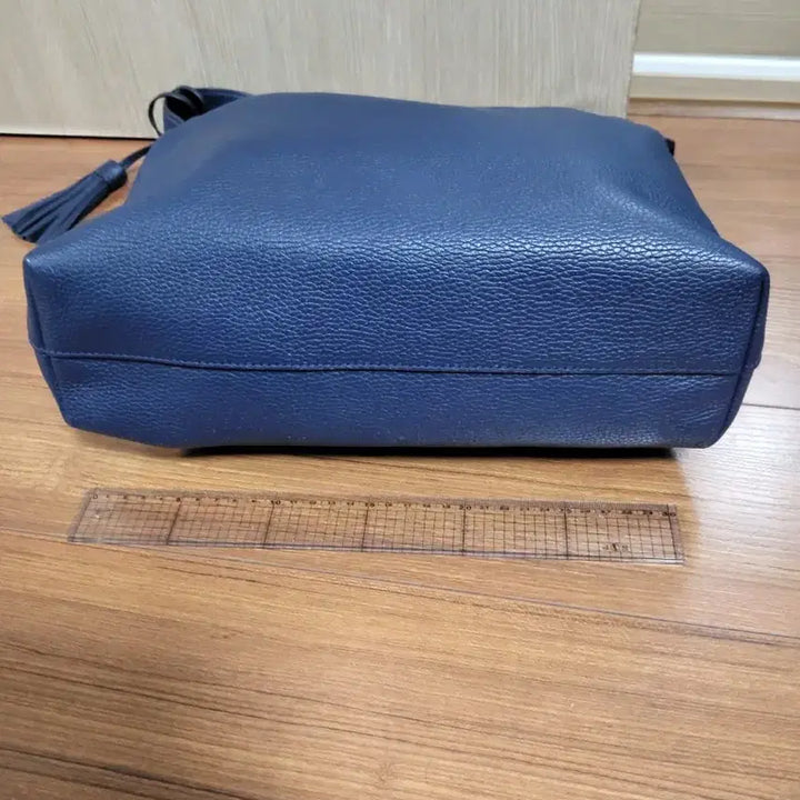 [SOLD OUT] 토리버치 네이비 가죽 숄더백