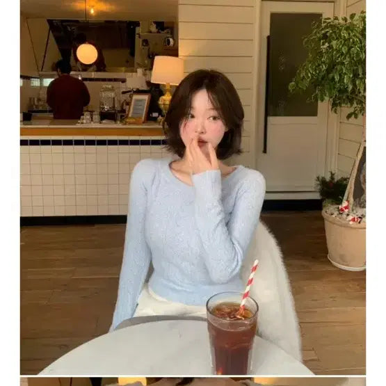 [BUNJANG] Sober Shop Forming Knit Sweater Sky Blue / 새상품 소버샵 포밍 니트 스카이블루 free 크롭 라운드넥 하늘색 소라