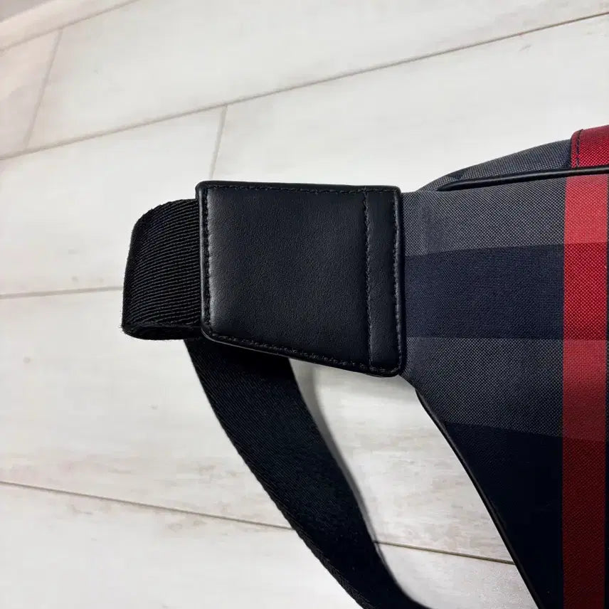 [BUNJANG] Burberry Sonny Medium Check Crossbody Bag / 버버리 소니 미디엄 체크 크로스백(남녀공용)