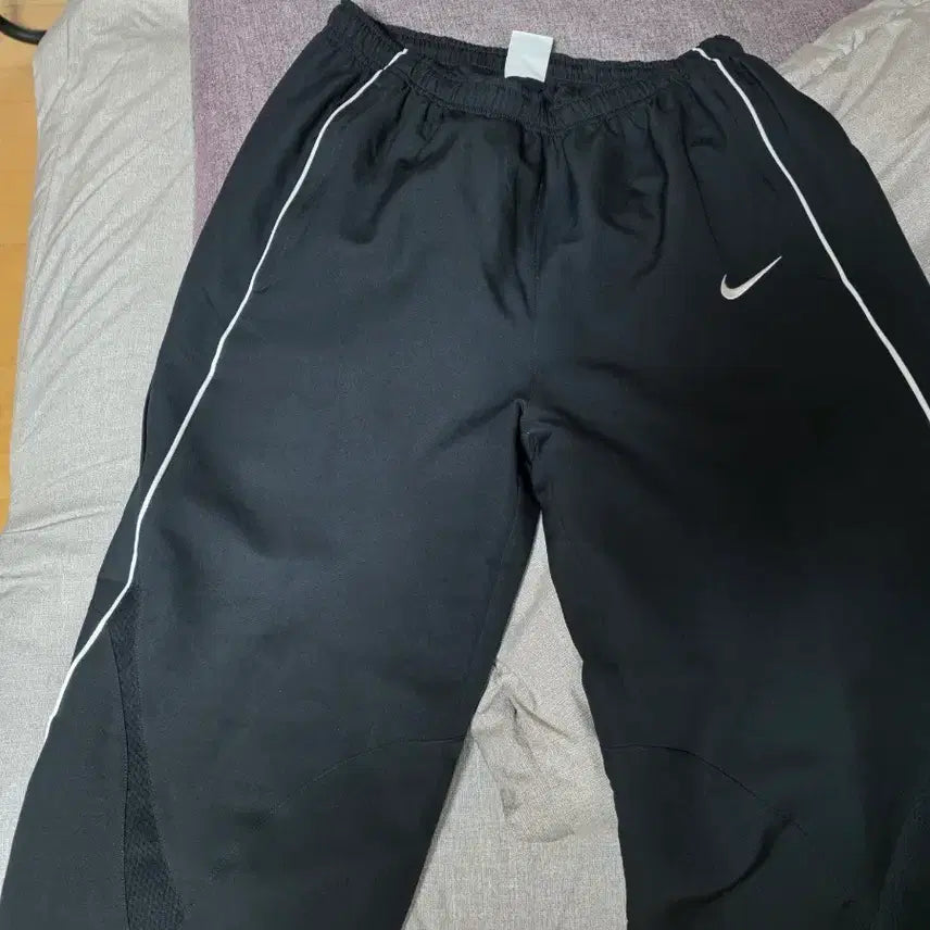 [BUNJANG] Nike Supreme Track Pants S / 나이키 슈프림 트랙 팬츠 S
