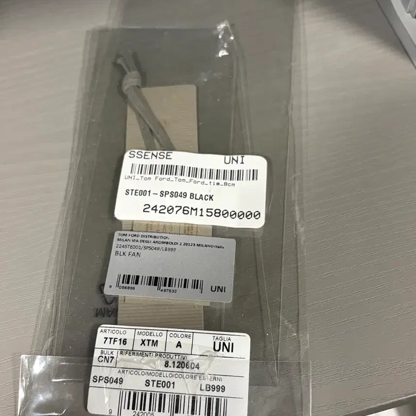 [BUNJANG] Tom Ford Dot Tie / 톰포드 도트 타이 판매합니다.