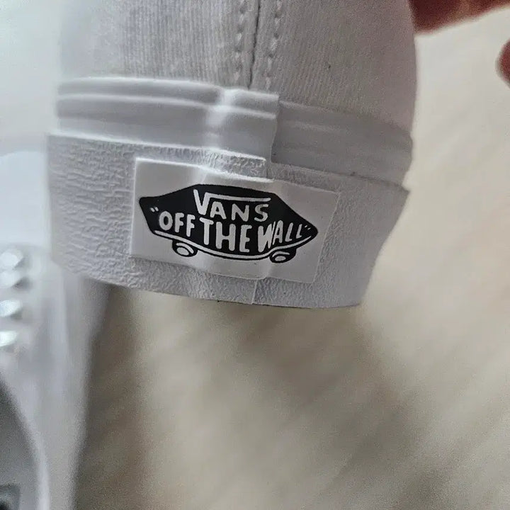 [BUNJANG] Vans White Slip-On Sneakers / 반스 흰색  슬립온
