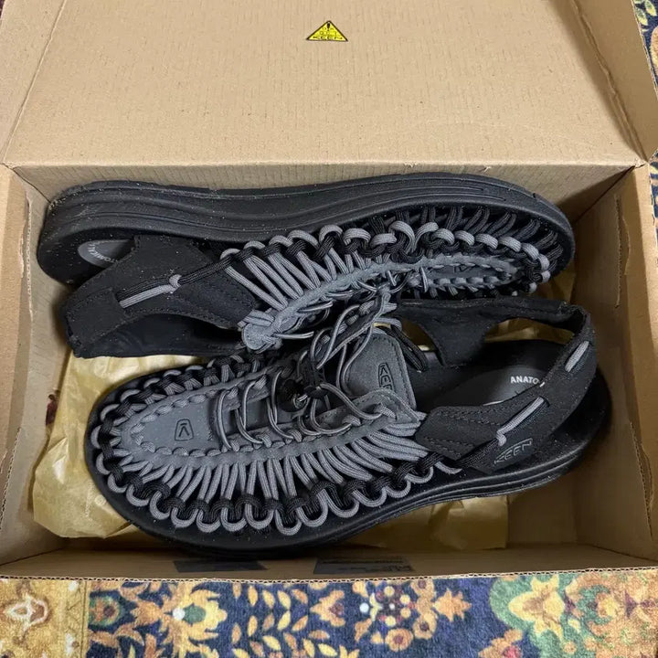 [BUNJANG] KEEN Uneek Sandals / [085] KEEN 킨 uneek 유니크 샌들