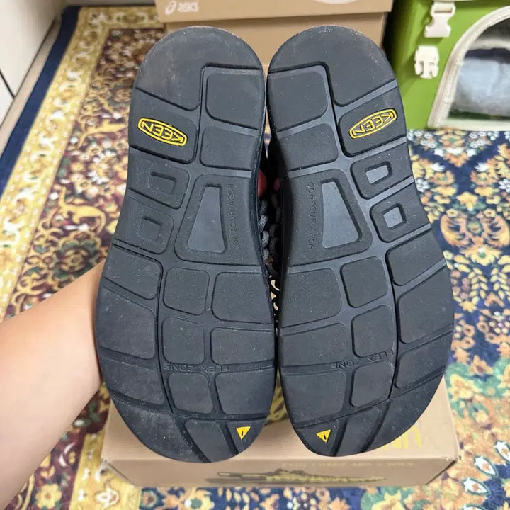 [BUNJANG] KEEN Uneek Sandals / [085] KEEN 킨 uneek 유니크 샌들