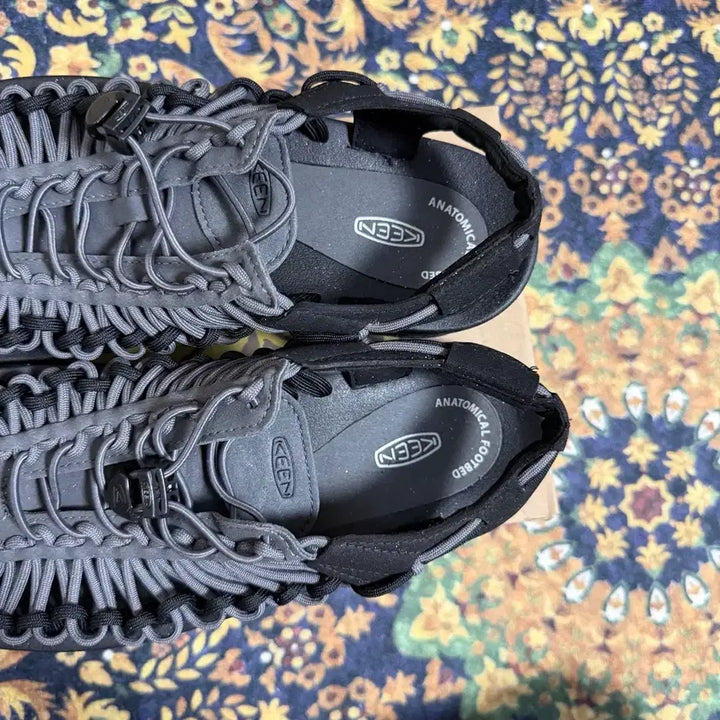 [BUNJANG] KEEN Uneek Sandals / [085] KEEN 킨 uneek 유니크 샌들