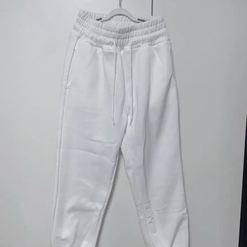 [BUNJANG] White Fleece Jogger Pants / 새제품) 기모조거팬츠 화이트