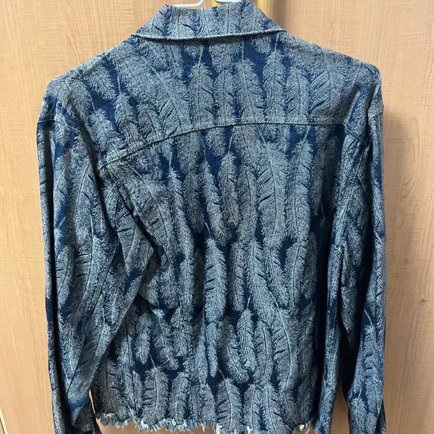 [BUNJANG] Capital Feather Denim Jacket - Size 4 / 캐피탈 페더 데님 자켓 4사이즈
