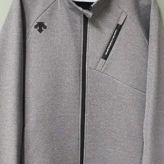 [BUNJANG] Descente Training Jersey Gray 110 (Used) / 데상트 정품(얇은기모) 트레이닝져지 110호(58X72cm)드라이완료!