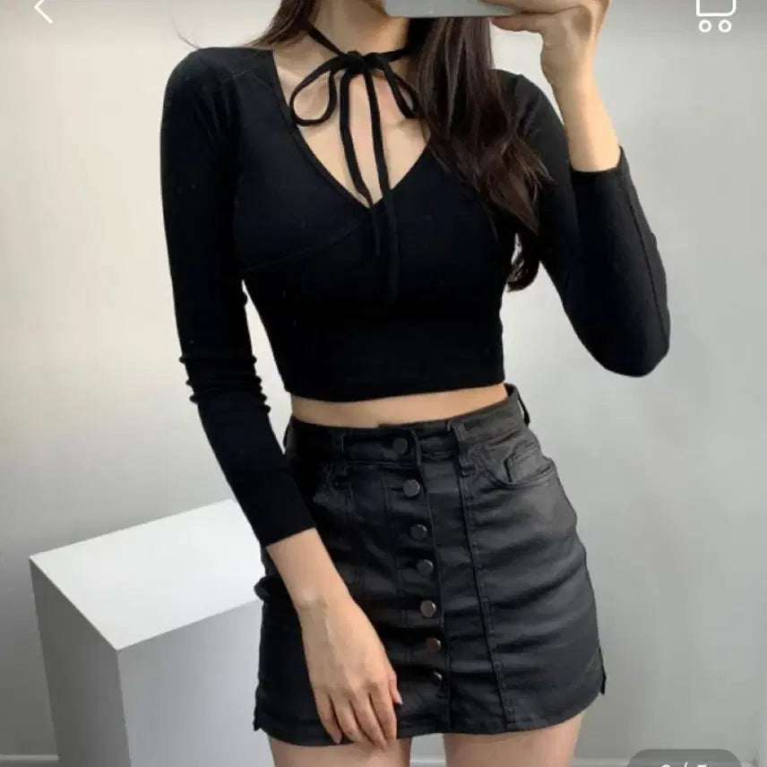 [BUNJANG] Hiniqu Ribbon Strap Crop Top / 새제품) 히니크 리본스트랩 크롭티