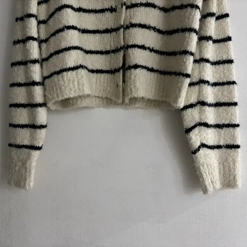 [BUNJANG] J.ELLIS Ivory Striped Cardigan / J.ELLIS 스트라이프 가디건 아이보리