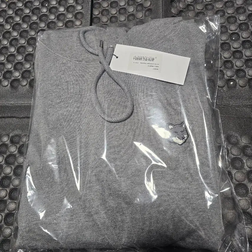 [SOLD OUT] 메종키츠네 폭스 헤드 후드티 그레이 새상품xl