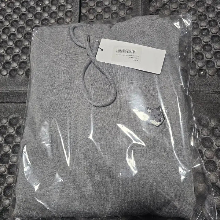 [SOLD OUT] 메종키츠네 폭스 헤드 후드티 그레이 새상품xl
