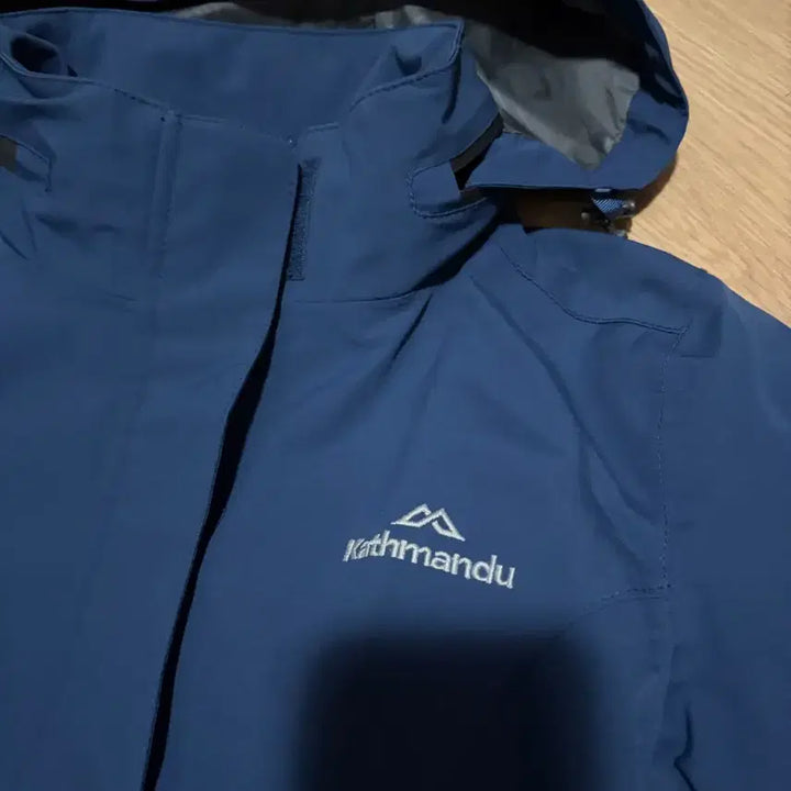 [SOLD OUT] 카트만두 바람막이 자켓