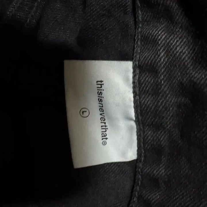 [BUNJANG] thisisneverthat Shorts / 디스이즈네버댓 디네댓 반바지