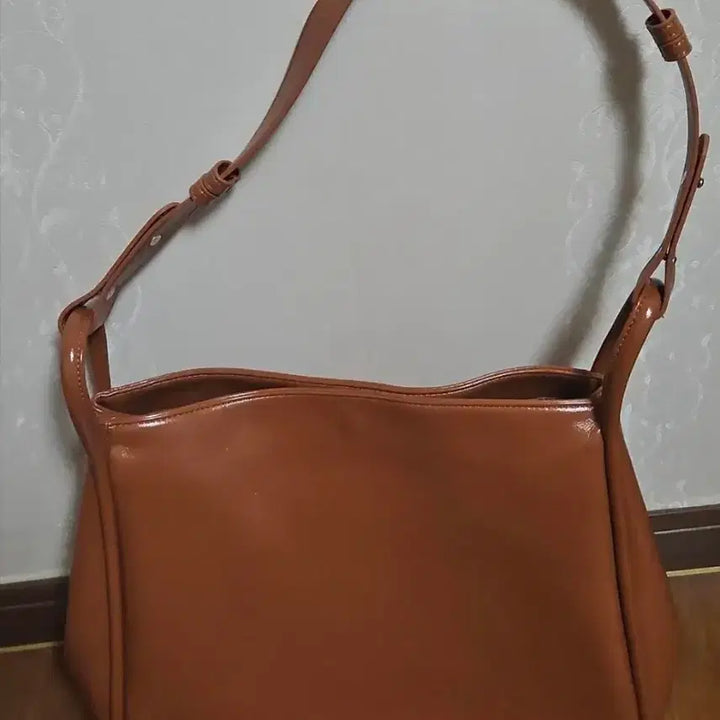 [BUNJANG] MIXXO Basic Shoulder Bag Brown / 미쏘 베이직 숄더백 브라운 MIABGE711G