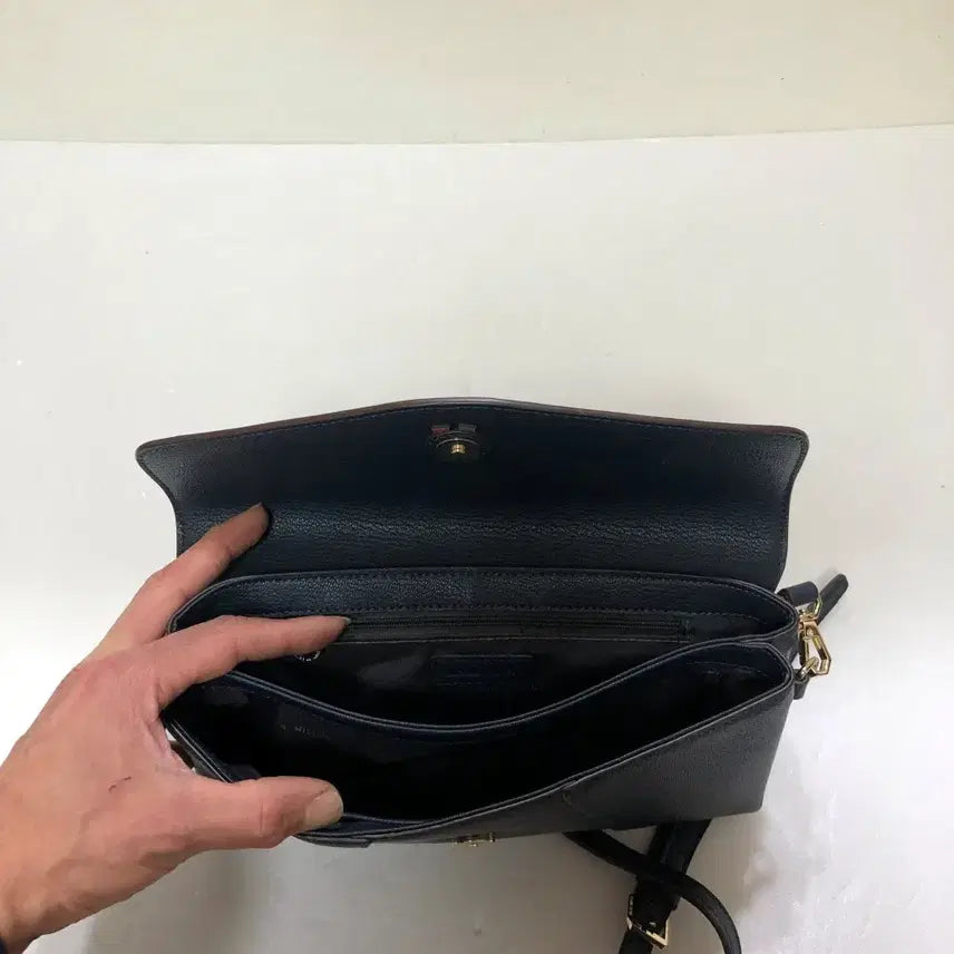 [BUNJANG] Nicole Miller Crossbody Bag / 니콜밀러 크로스백@9979