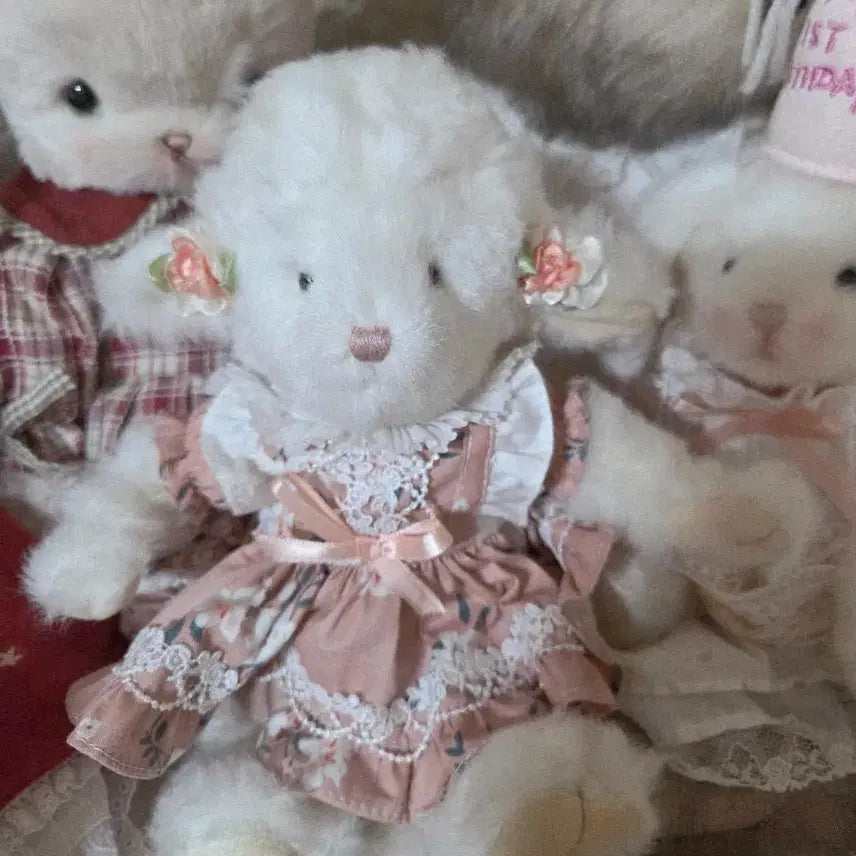 [BUNJANG] Boyz Vear Plush Doll / 보이즈베어 양 인형