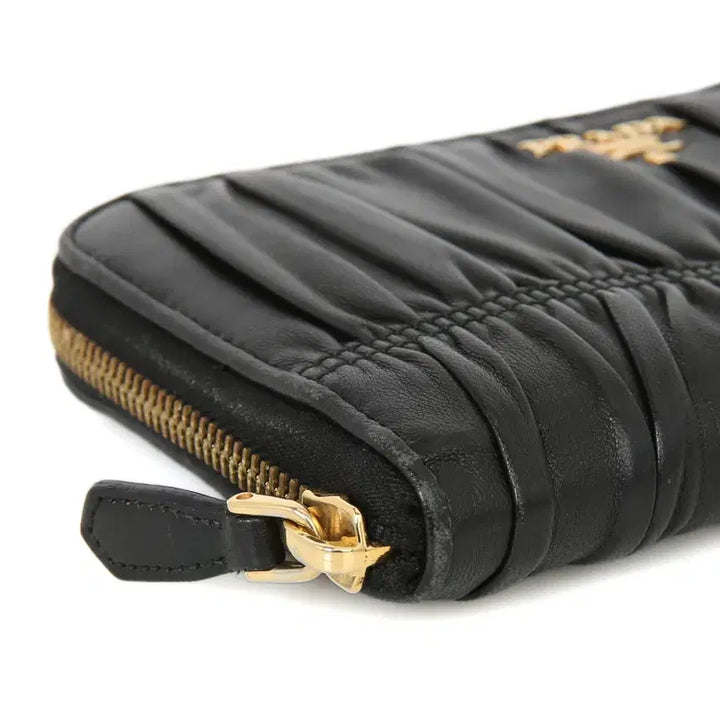 [BUNJANG] Prada Gaufre Zip Long Wallet / 프라다 고프레 지퍼 장지갑 나파 마틀라세 지갑 1M0506