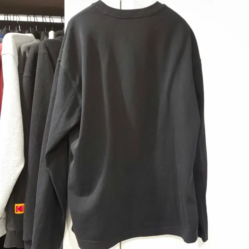 [BUNJANG] Rioa Signature Long Sleeve Black S / 리우아 시그니처 롱슬리브 긴팔 블랙 s
