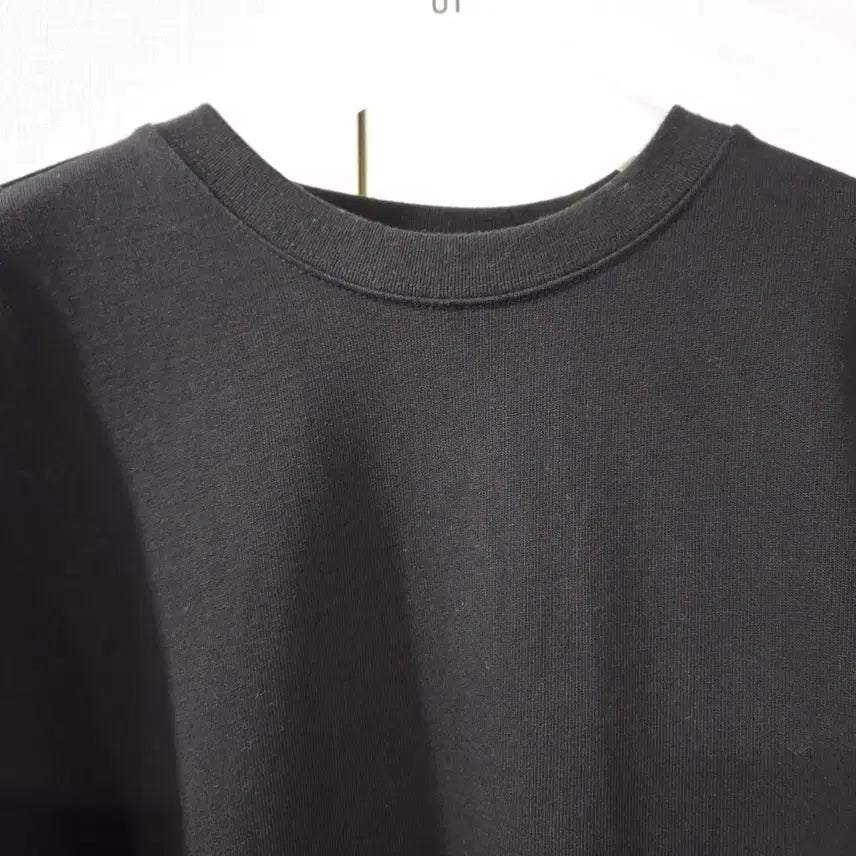 [BUNJANG] Rioa Signature Long Sleeve Black S / 리우아 시그니처 롱슬리브 긴팔 블랙 s