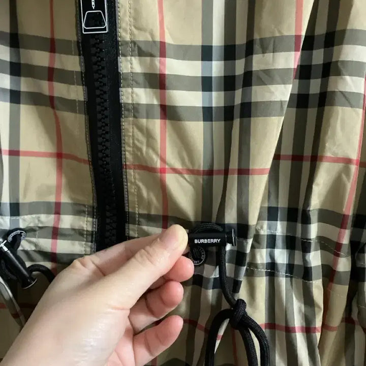 [BUNJANG] Burberry Kensington Check Windbreaker Jacket / 버버리 켄싱턴 체크 바람막이 새상품 정품
