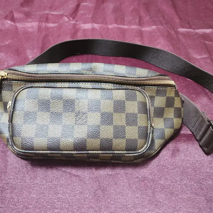[BUNJANG] Louis Vuitton Melville Bum Bag / 정품 루이비통범백 멜빌