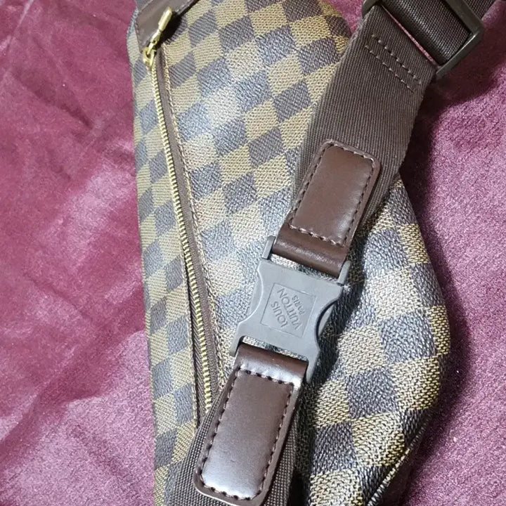 [BUNJANG] Louis Vuitton Melville Bum Bag / 정품 루이비통범백 멜빌