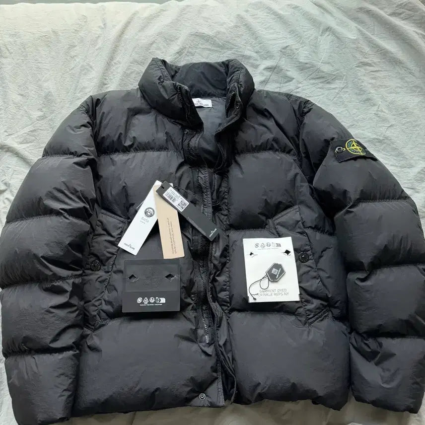 [BUNJANG] Stone Island Crinkle Reps 25FW Padded Jacket / [L] 스톤아일랜드 크링클랩스 25fw 패딩
