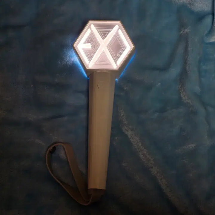 [BUNJANG] EXO Official Light Stick / EXO 공식 응원봉 (Official Fanlight)