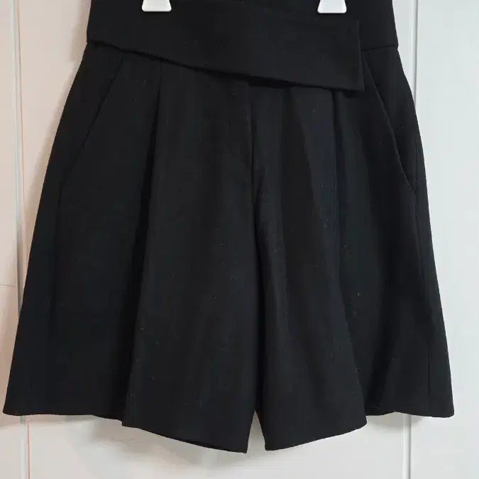 [BUNJANG] It MICHAA Black Wool Wrap Skirt / 잇미샤 블랙 모직 반바지 랩 스커트