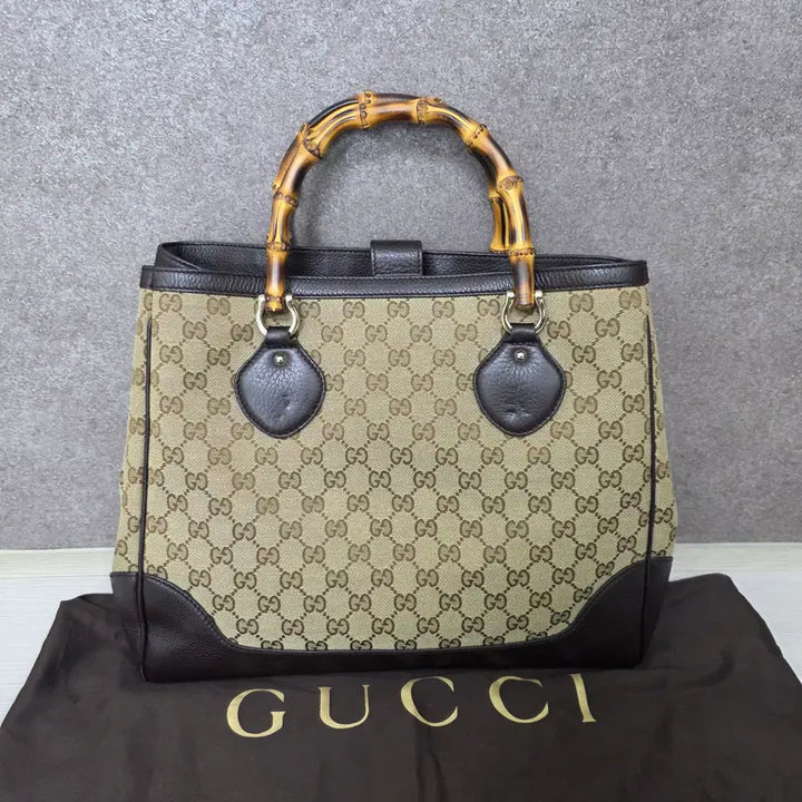 [BUNJANG] Gucci GG Canvas Bamboo Handle Tote Bag / 구찌 GG캔버스 뱀부 핸들 토트백