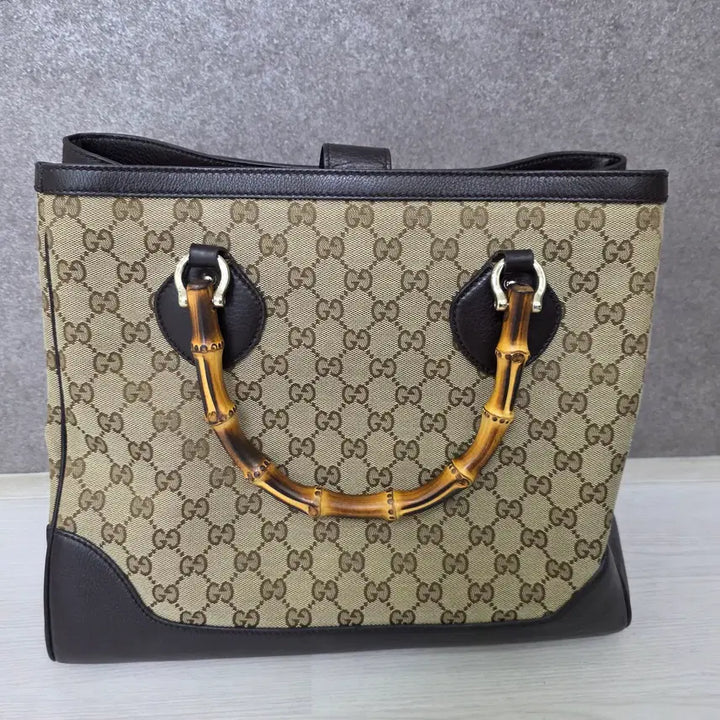 [BUNJANG] Gucci GG Canvas Bamboo Handle Tote Bag / 구찌 GG캔버스 뱀부 핸들 토트백