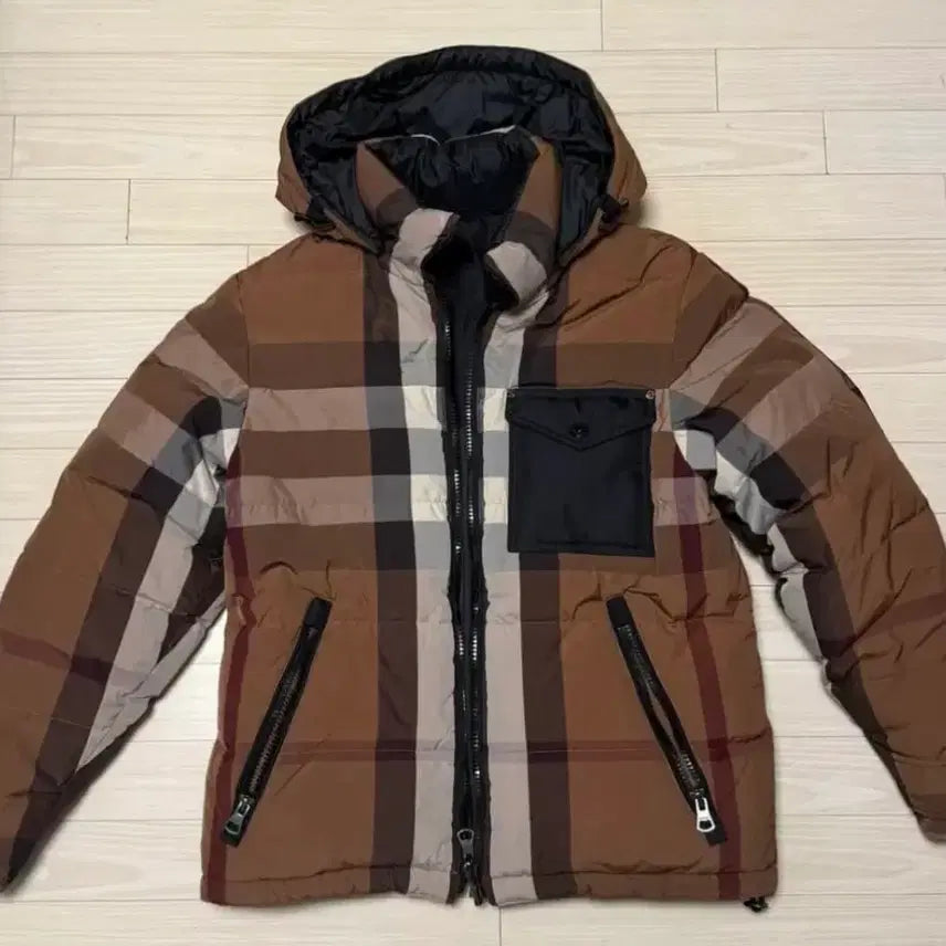[BUNJANG] Burberry Check Reversible Hooded Padded Jacket / S) 버버리 체크 리버시블 후드 패딩