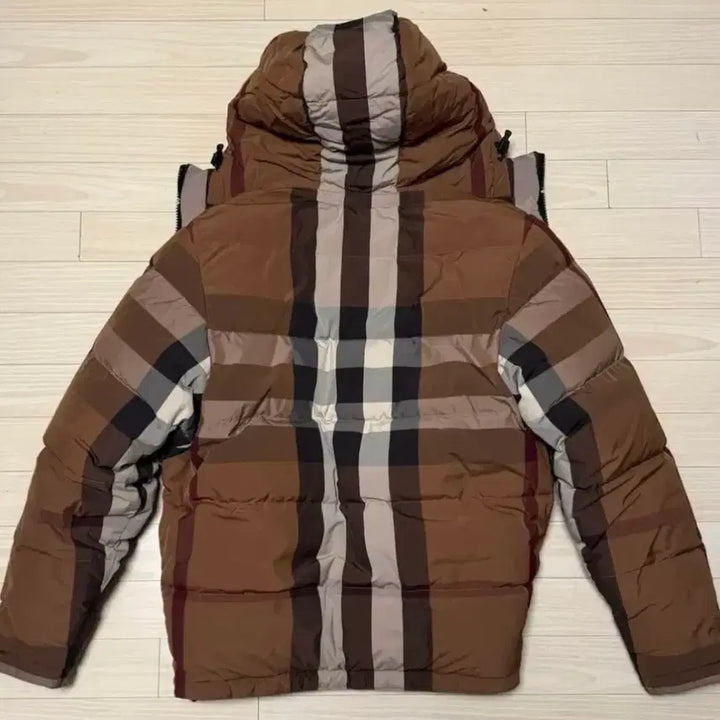 [BUNJANG] Burberry Check Reversible Hooded Padded Jacket / S) 버버리 체크 리버시블 후드 패딩