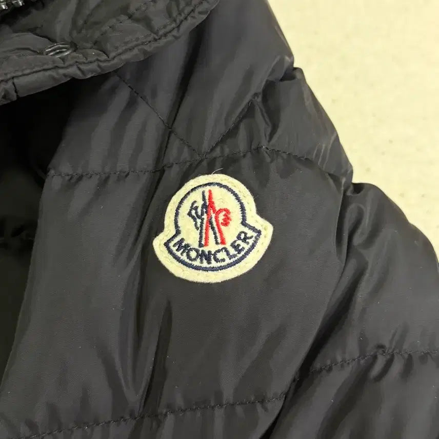 [BUNJANG] Moncler Cluny Jacket Size 2 / 몽클레어 클루니 2 사이즈