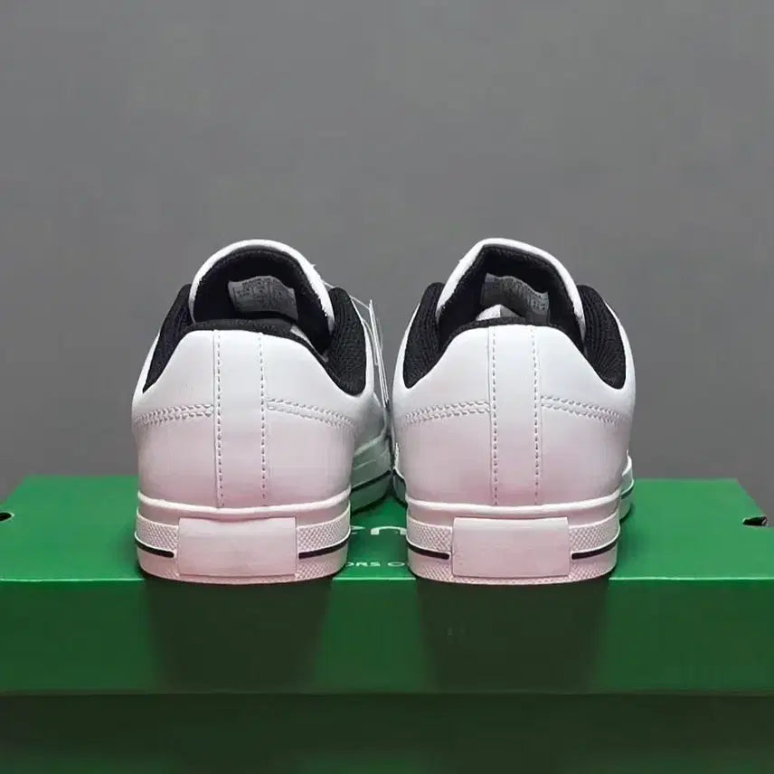 [BUNJANG] Benetton Sneakers 240 New / 베네통 스니커즈 240 [새상품]