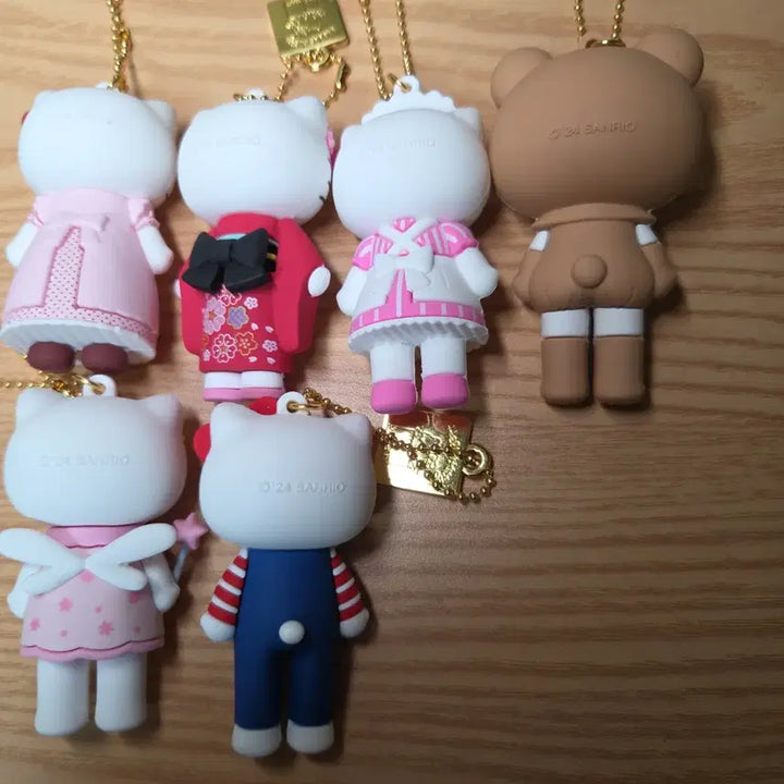 [BUNJANG] Hello Kitty Tokyo Exhibition Bundle Set Keyring / 헬로키티 도쿄 전시회 키링 일괄
