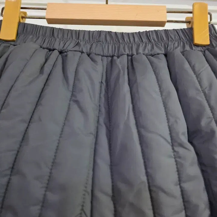 [BUNJANG] Winter Early Spring Wide Quilted Pants / 겨울  초봄  와이드  누빔패딩 통바지   새상품   77까지